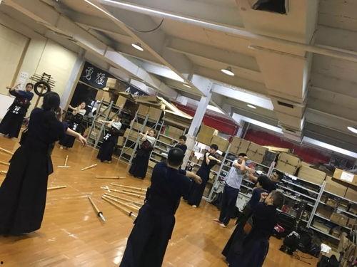 昆山吃瓜老师,揭秘网络舆论的狂欢与反思