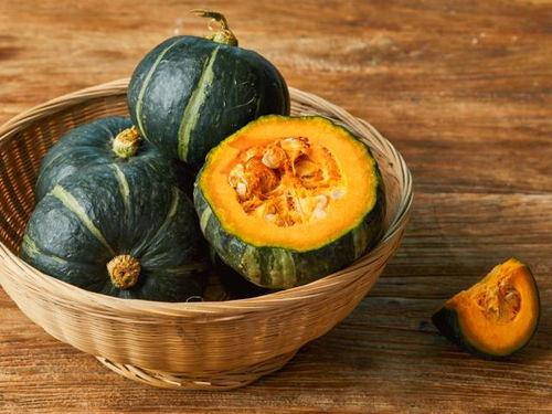 吃南瓜幼瓜,南瓜幼瓜培育与收获技巧解析